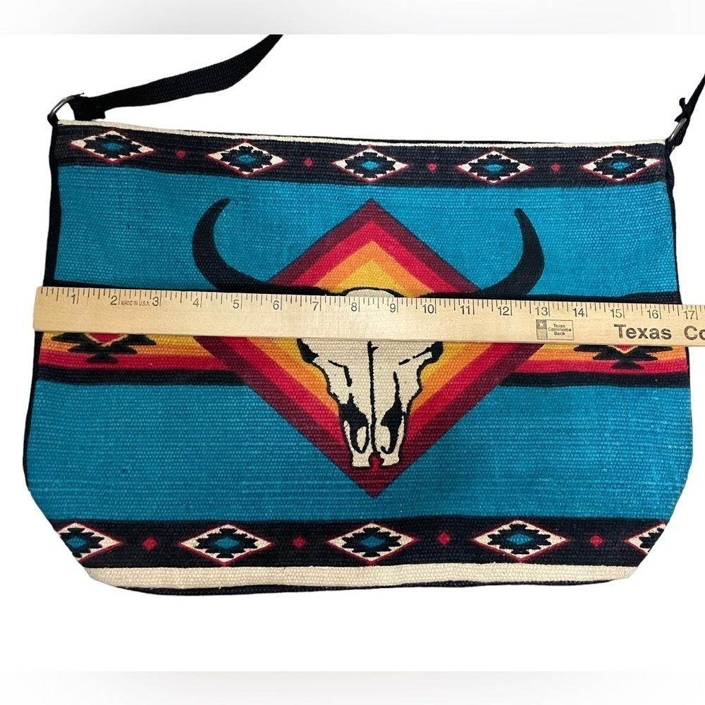Western Style Saddle Blanket Shoulder Bag - Picture 10 of 12